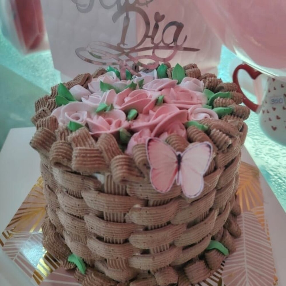 Torta floral de chocolate